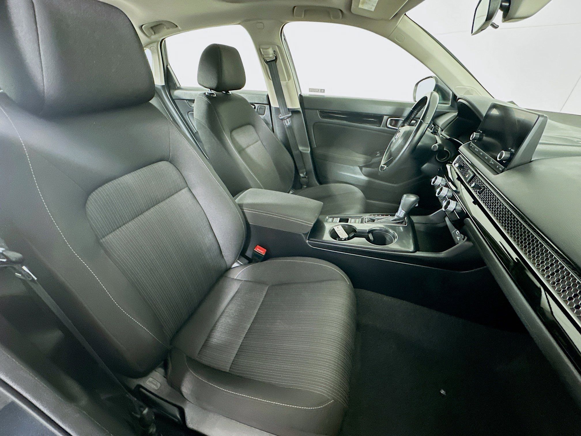 Used 2023 Honda Civic EX image 29