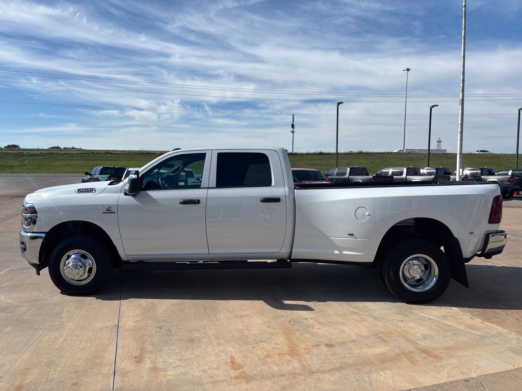 New 2027 RAM 3500 Tradesman AWD/4WD image 4