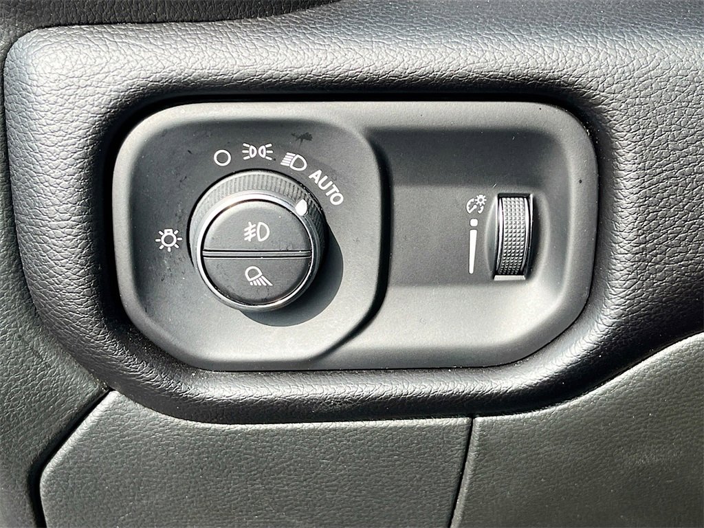 Used 2024 RAM 2500 Big Horn image 10