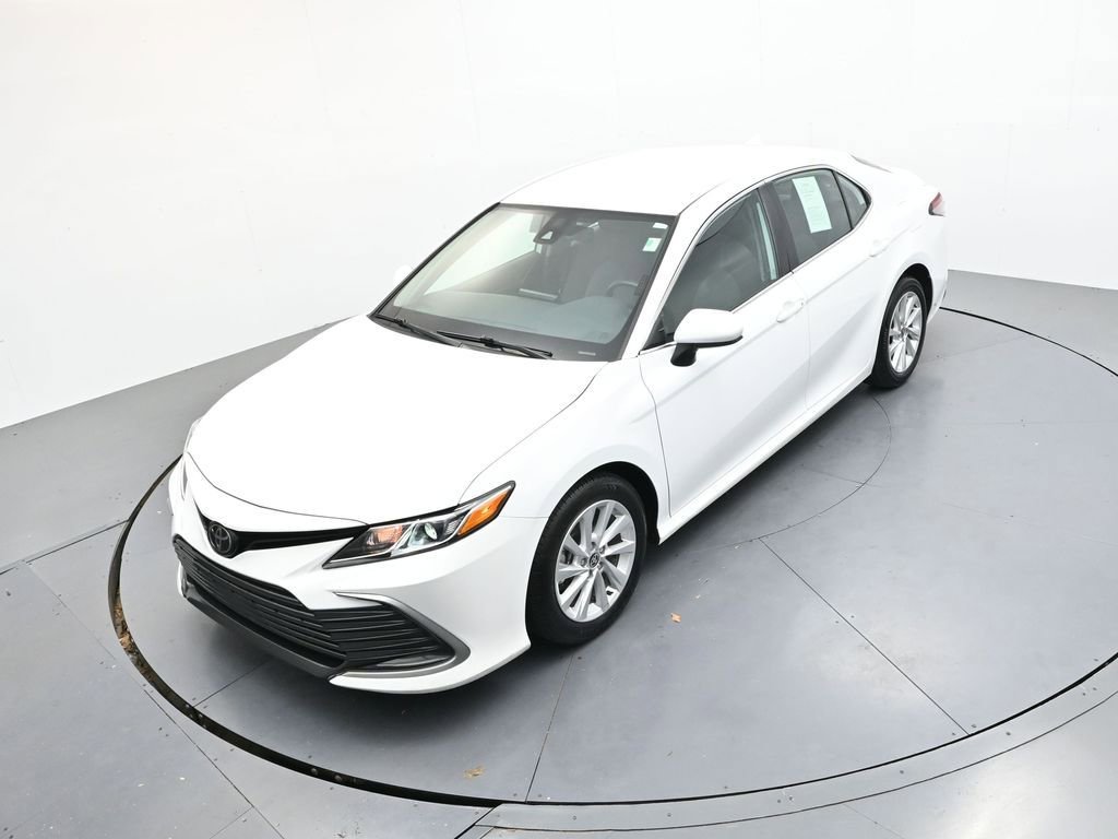 Used 2024 Toyota Camry LE image 21