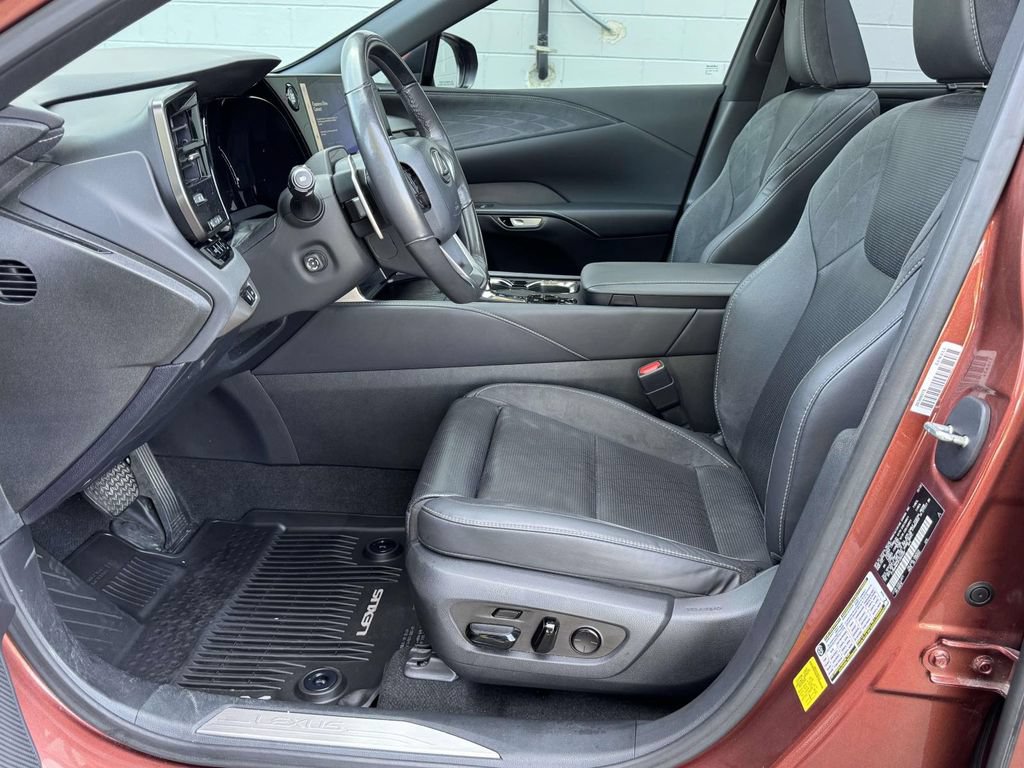 Used 2023 Lexus RX 350 FWD w/ Accessory Package (Z1) image 20