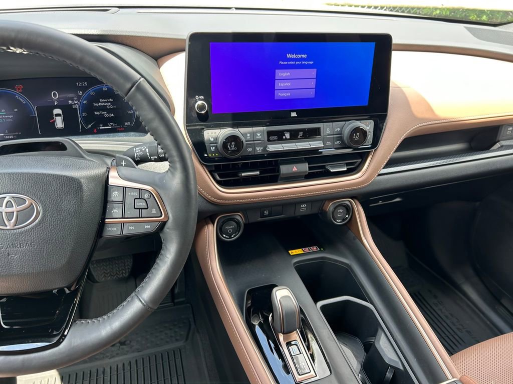 Certified 2024 Toyota Grand Highlander AWD Hybrid image 19