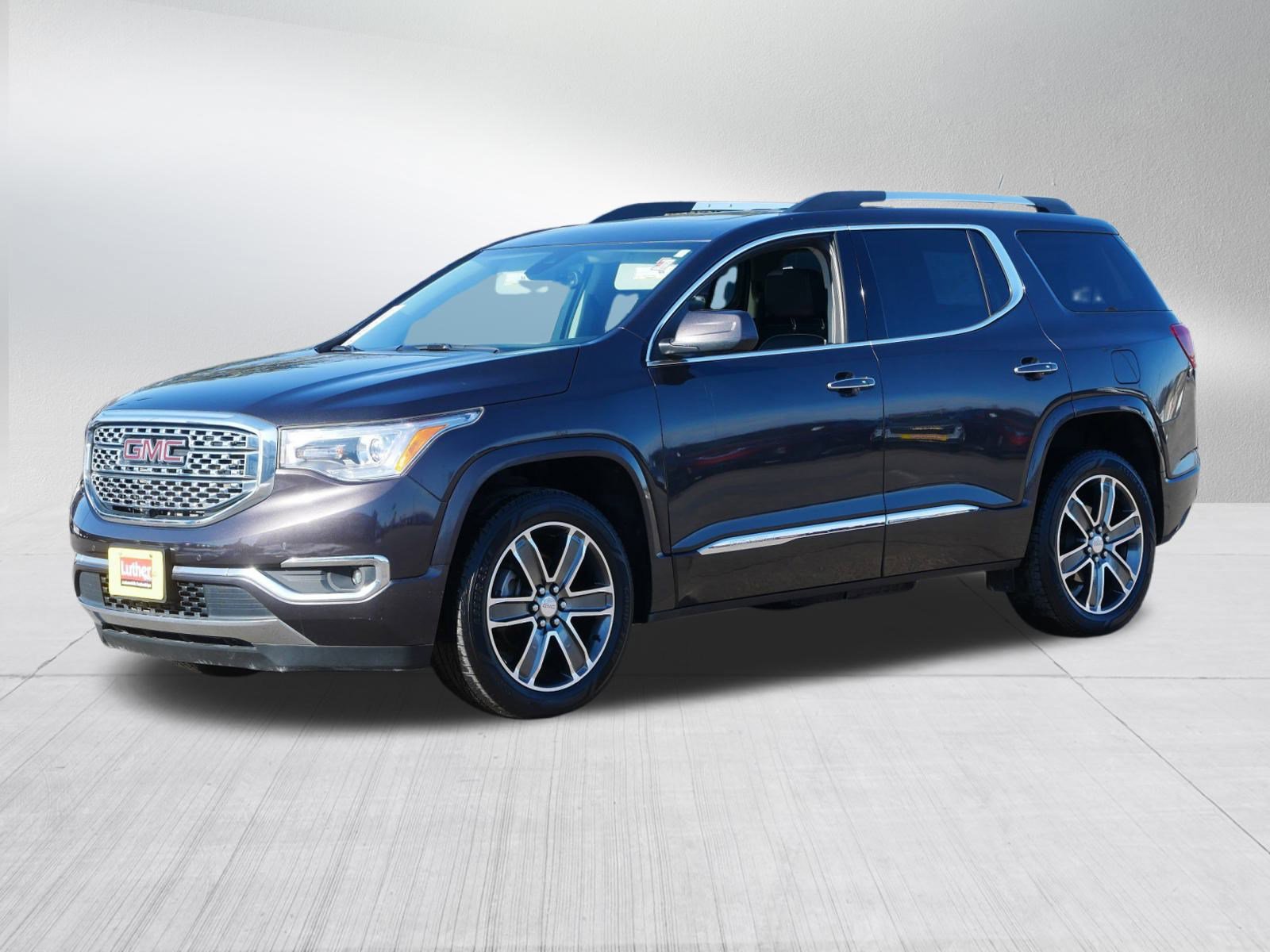 Used 2019 GMC Acadia Denali w/ Technology Package image 3