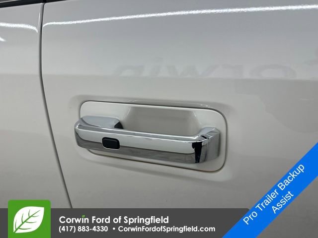 Used 2016 Ford F150 Platinum w/ Equipment Group 701A Luxury image 9