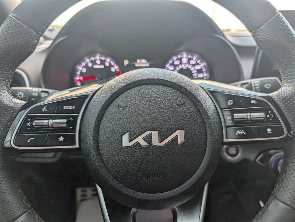 Used 2023 Kia Forte GT-Line w/ GT-Line Premium Package image 21