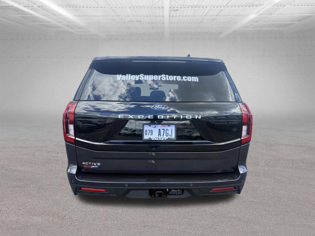 New 2026 Ford Expedition Active AWD/4WD image 4