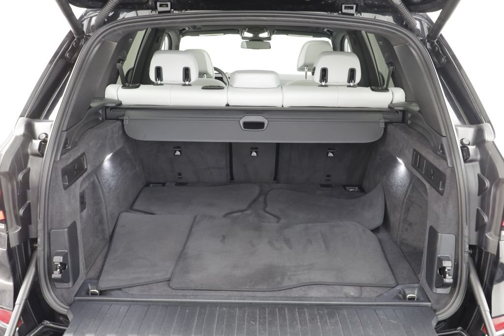 Used 2026 BMW X5 M60i AWD/4WD image 18
