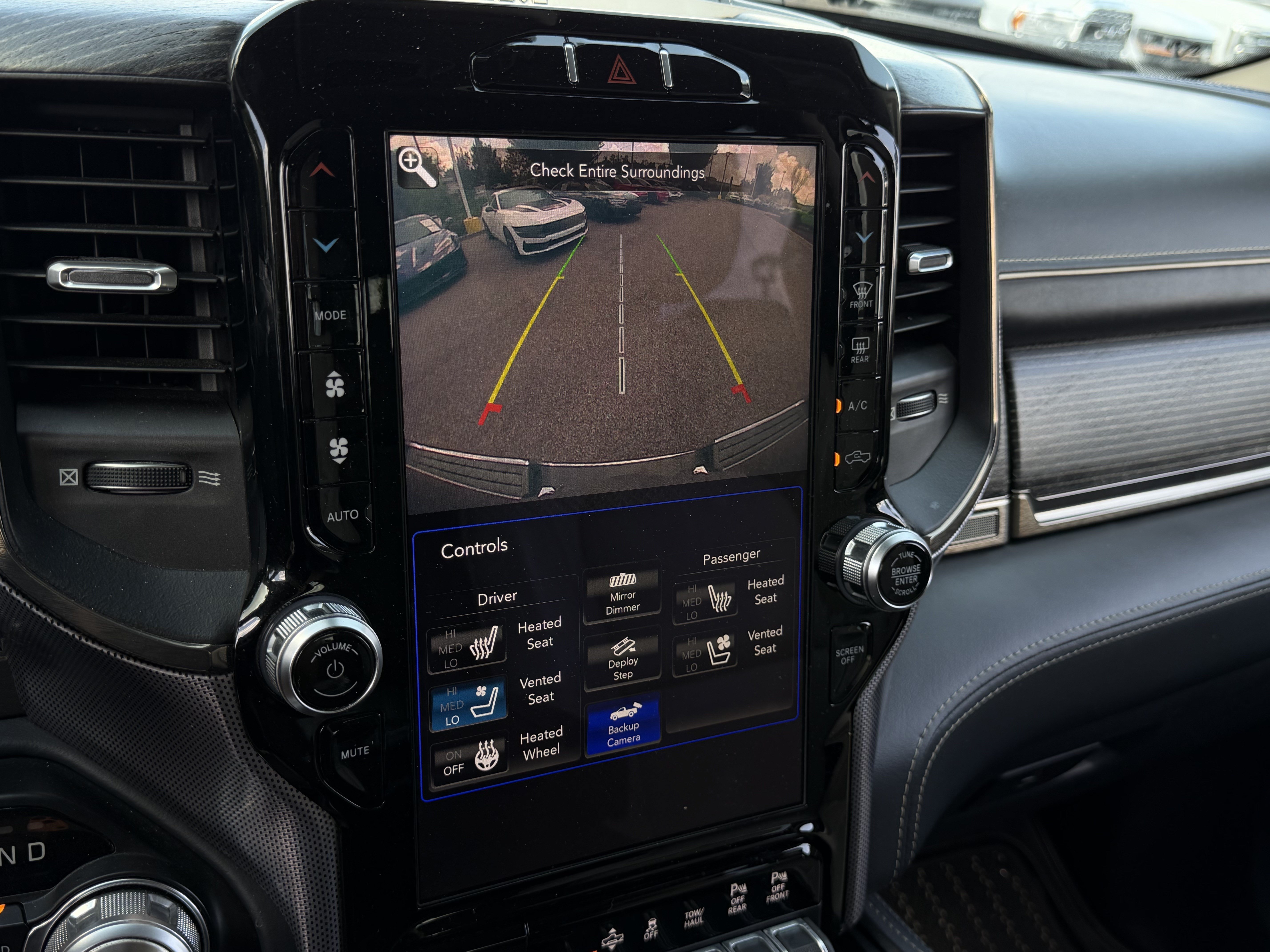 Used 2019 RAM 1500 Limited AWD/4WD image 24