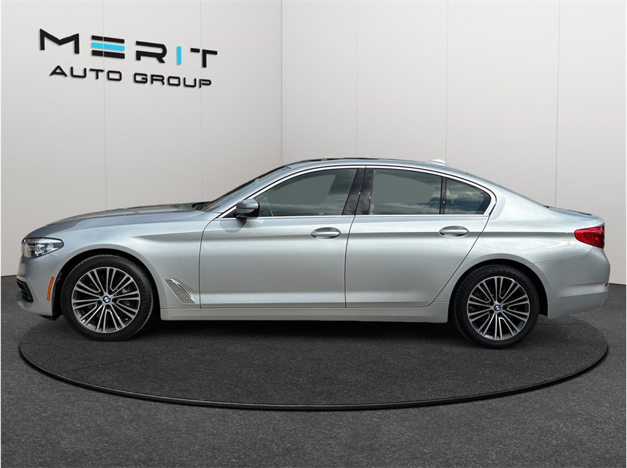 Used 2020 BMW 540i w/ Premium Package RWD image 5