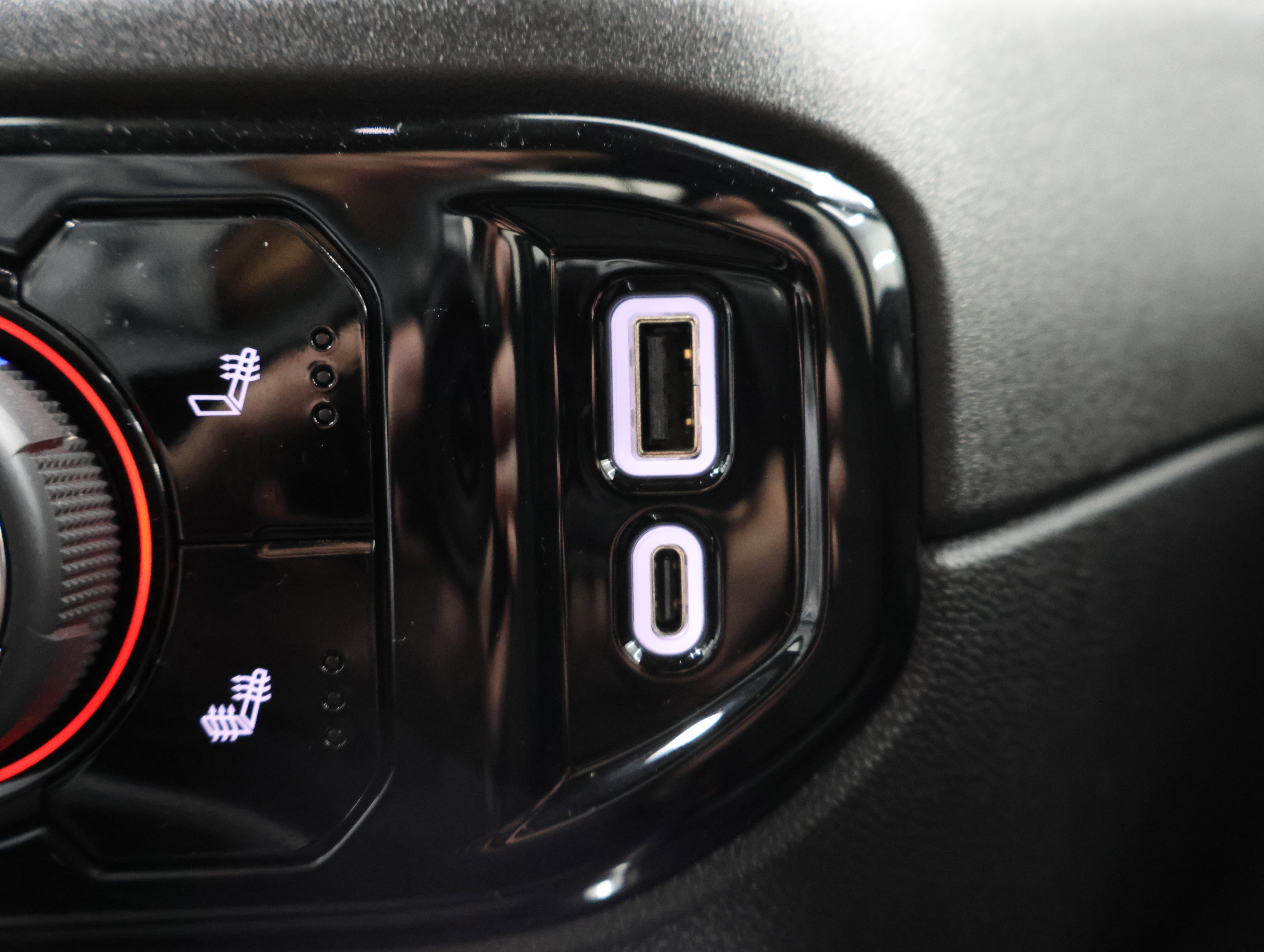 Used 2024 Chevrolet Silverado 3500 LT w/ Z71 Sport Edition image 53