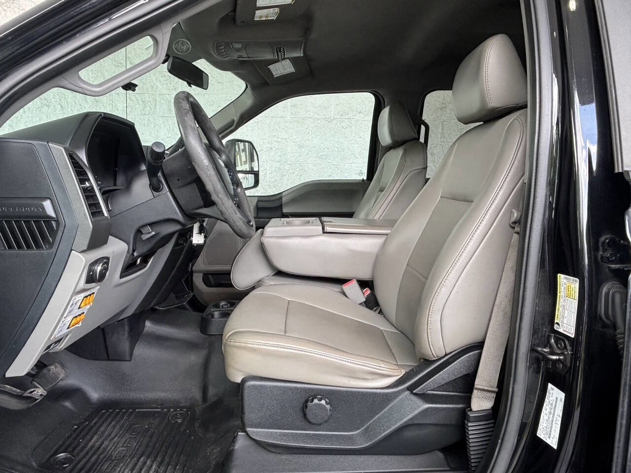 Used 2017 Ford F450 XL w/ Power Equipment Group AWD/4WD image 16