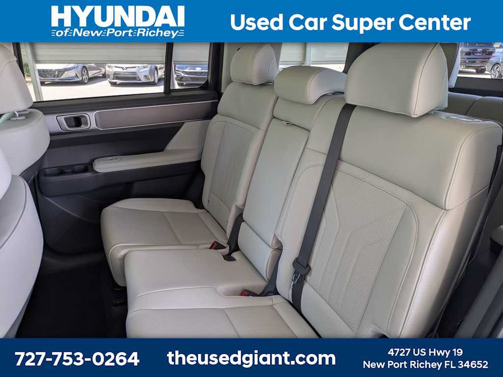Used 2026 Hyundai Santa Fe SEL w/ Tow & Go Package FWD image 18
