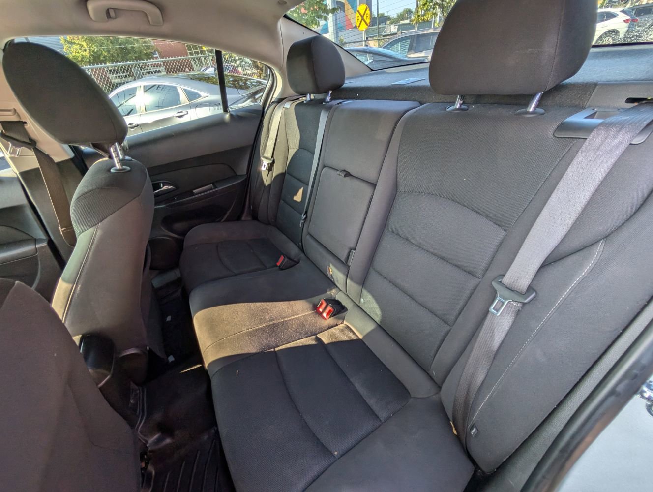 Used 2016 Chevrolet Cruze LT image 18