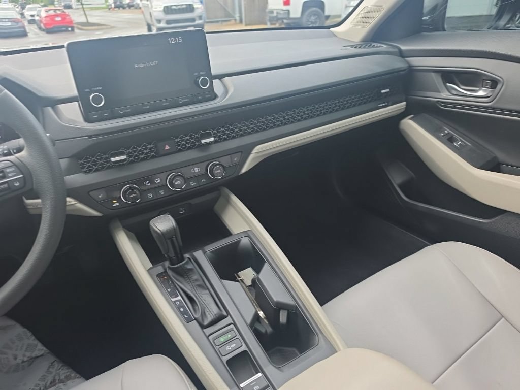 Used 2017 Honda CR-V EX image 26