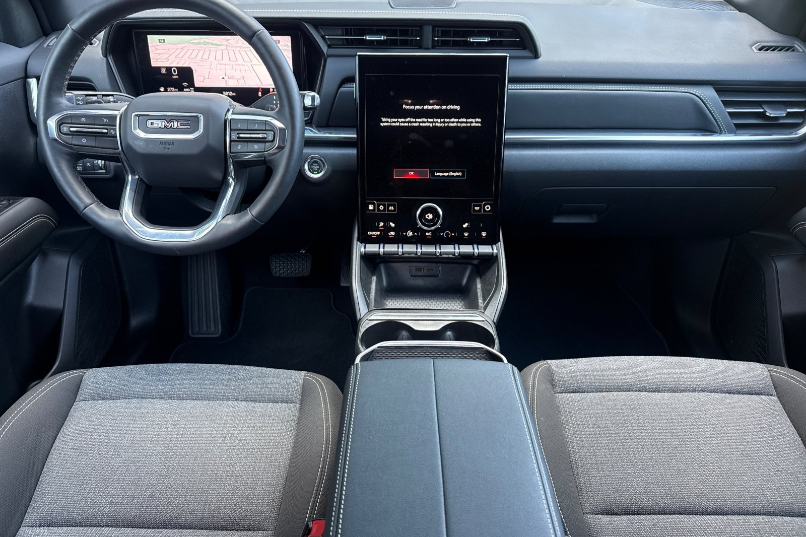 Used 2026 GMC Terrain Elevation w/ Technology Package II AWD/4WD image 17