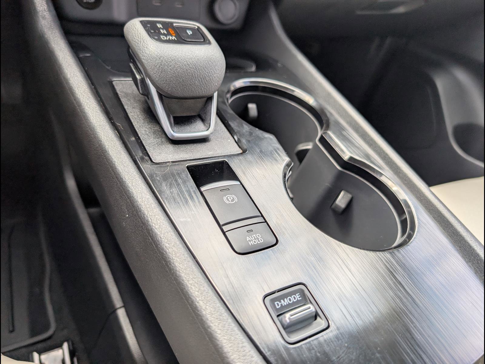 Used 2026 Nissan Rogue SV w/ SV Premium Package image 13