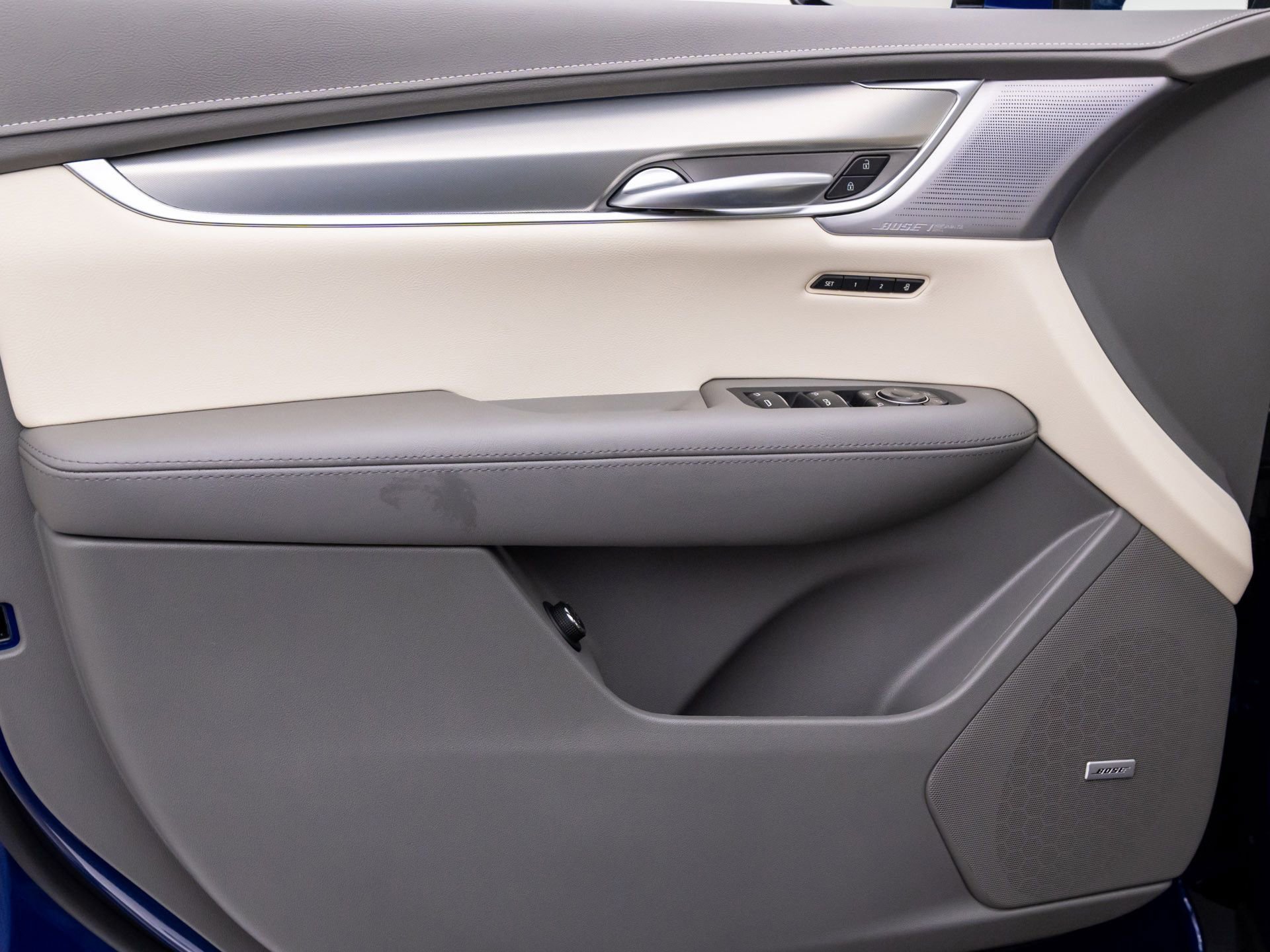 New 2026 Cadillac XT5 Premium Luxury w/ Driver Assist Package image 13