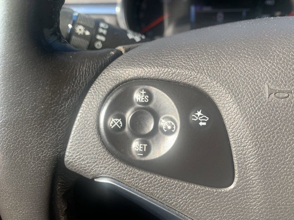 Used 2017 Chevrolet Impala Premier image 23