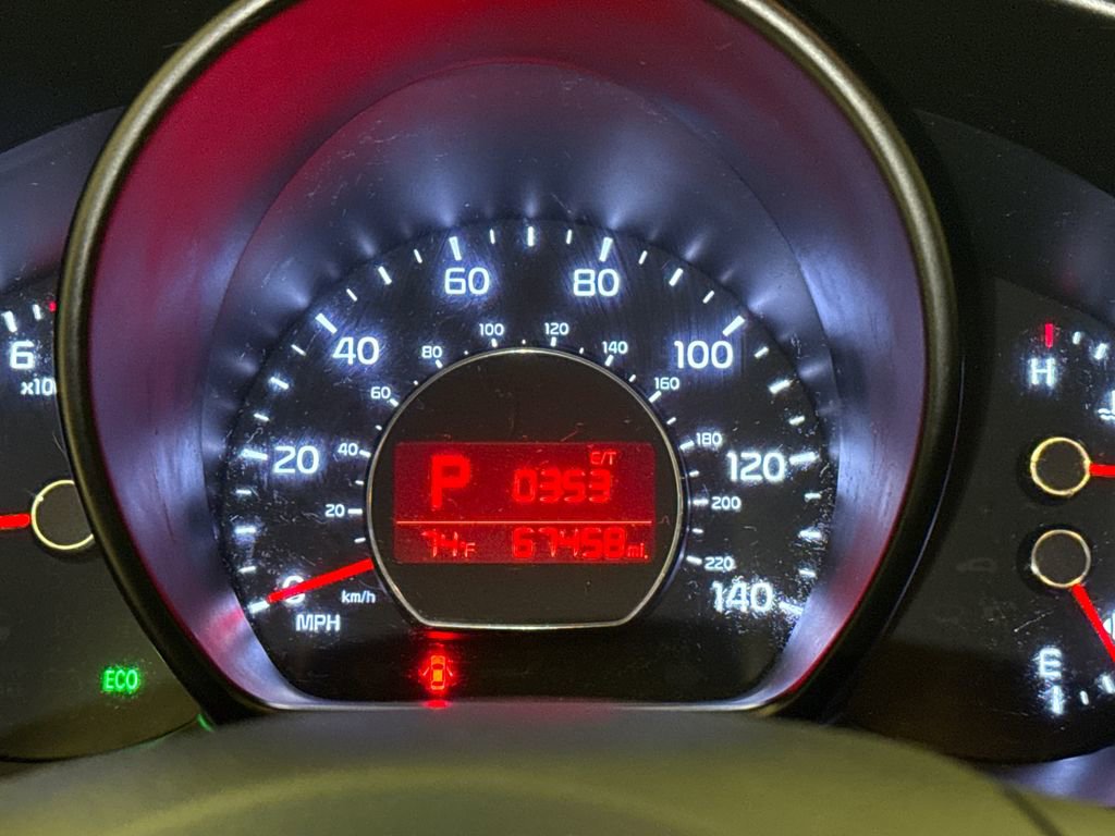 Used 2016 Kia Soul + w/ Audio Package FWD image 30