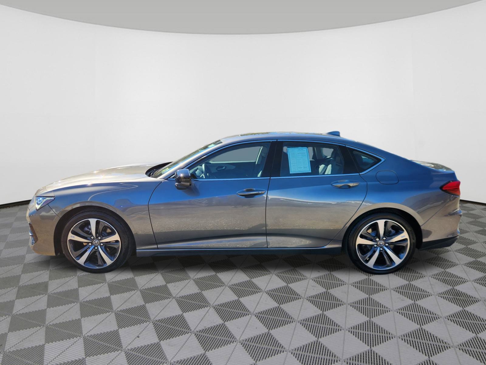 Certified 2025 Acura TLX w/ Technology Package image 5