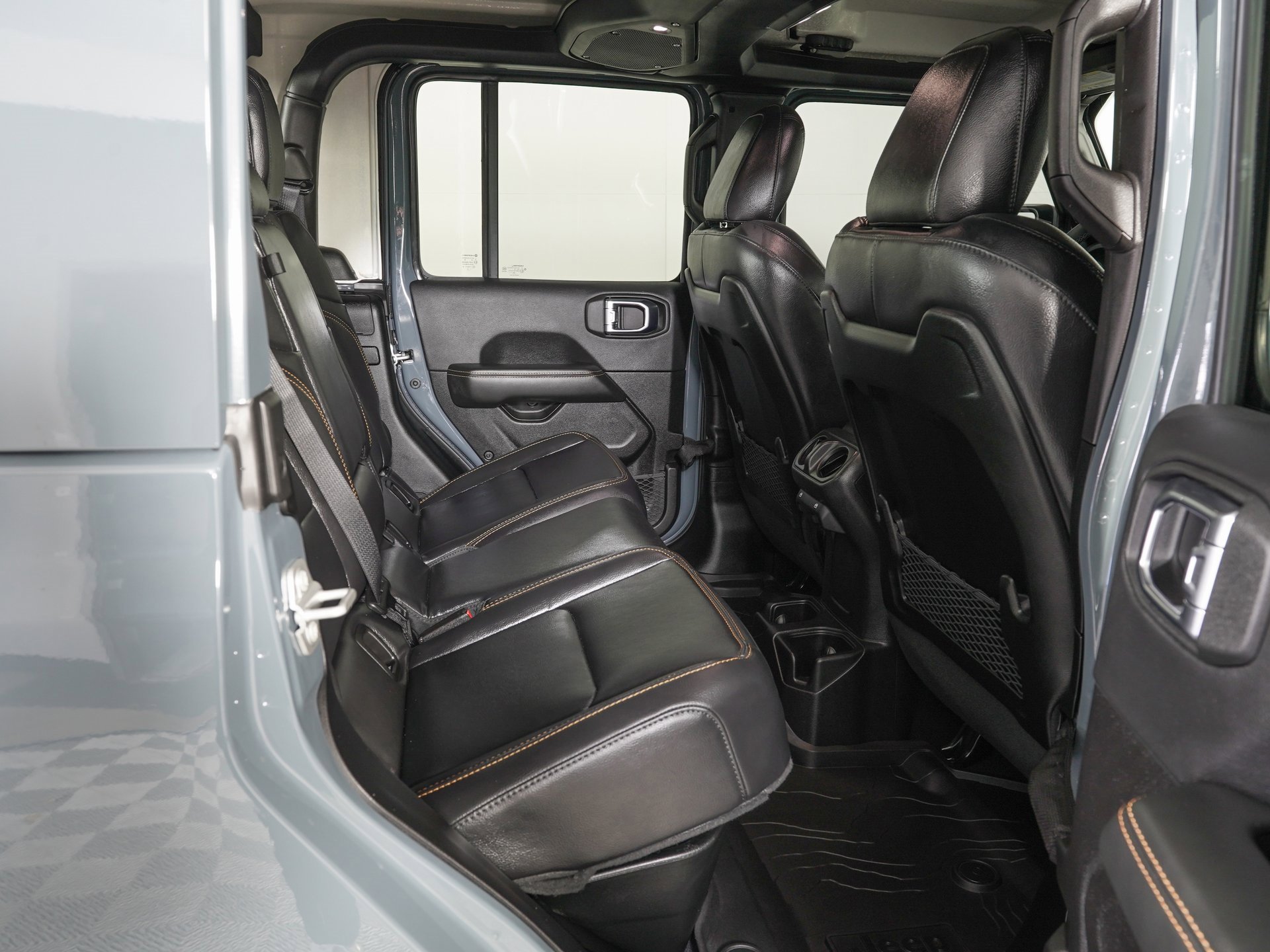 Used 2025 Jeep Gladiator Sport image 11