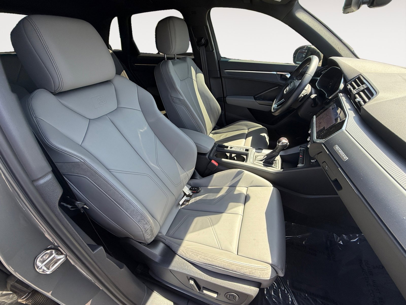 Used 2022 Audi Q3 2.0T Premium Plus w/ Premium Plus Package image 19