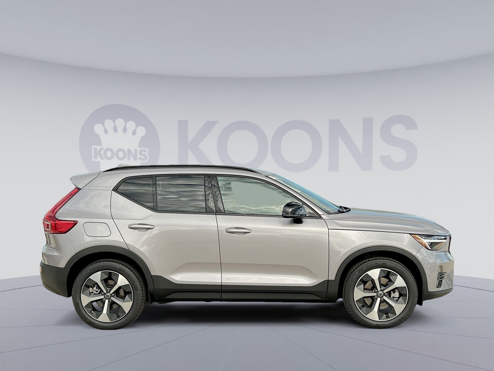 New 2026 Volvo XC40 B5 Plus w/ Protection Package Premier image 8