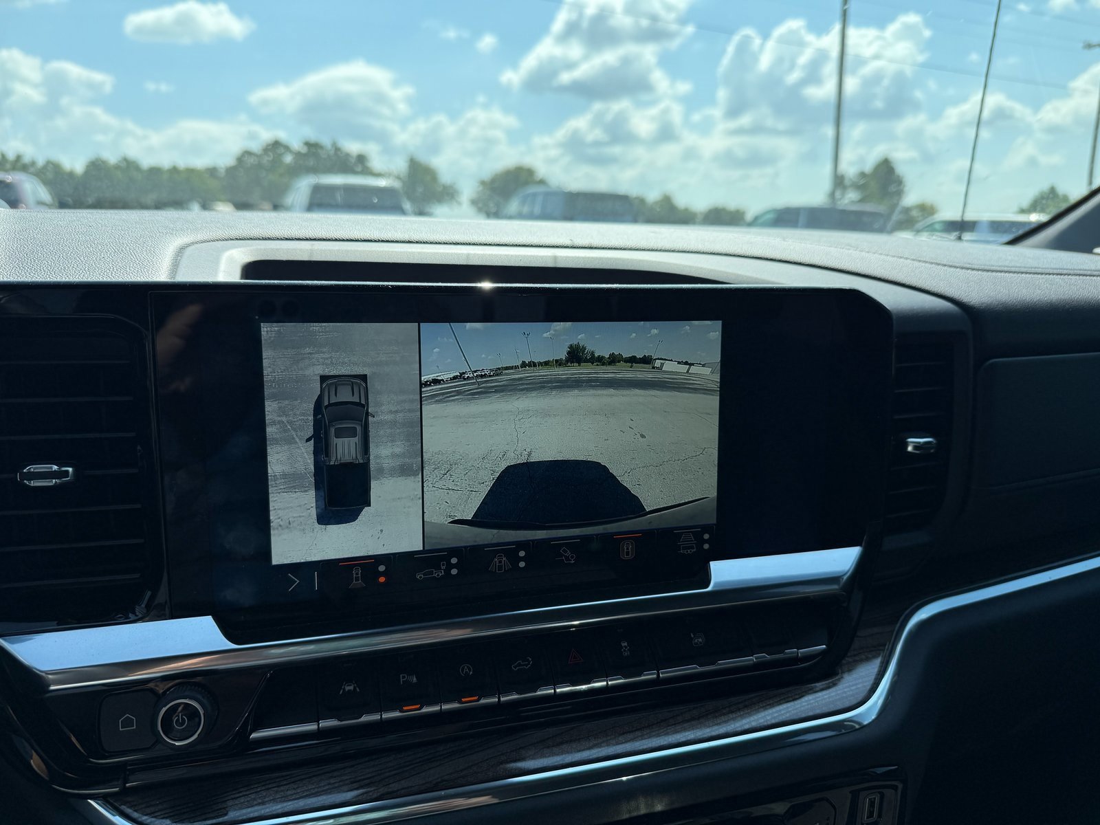 Used 2024 Chevrolet Silverado 1500 RST w/ Convenience Package II image 15