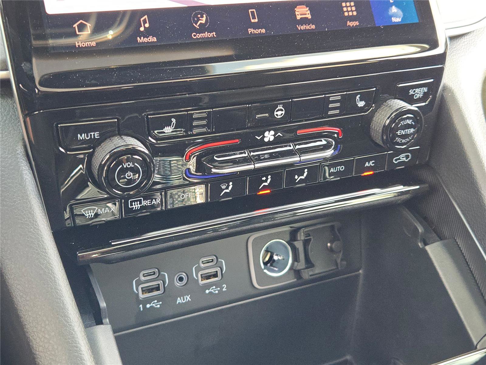 New 2025 Jeep Grand Cherokee Limited w/ Black Appearance Package image 33