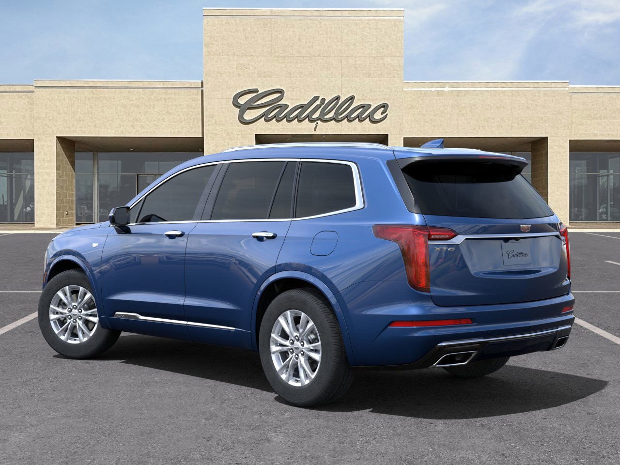 New 2025 Cadillac XT6 Luxury image 3