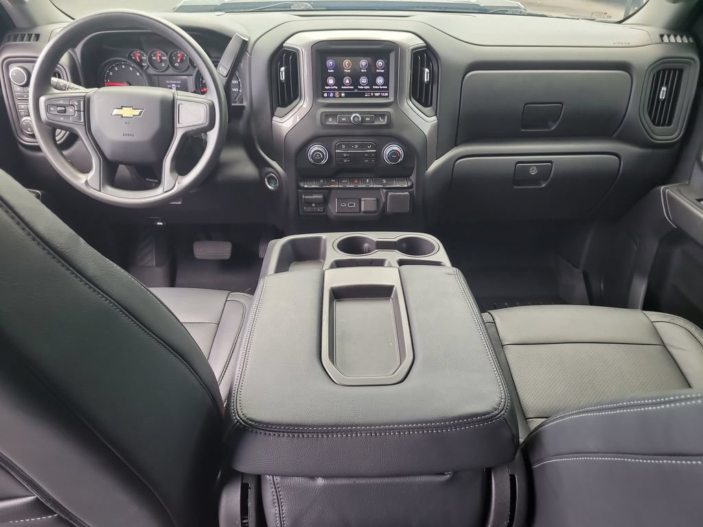 Used 2026 Chevrolet Silverado 2500 Custom w/ Custom Value Package AWD/4WD image 12