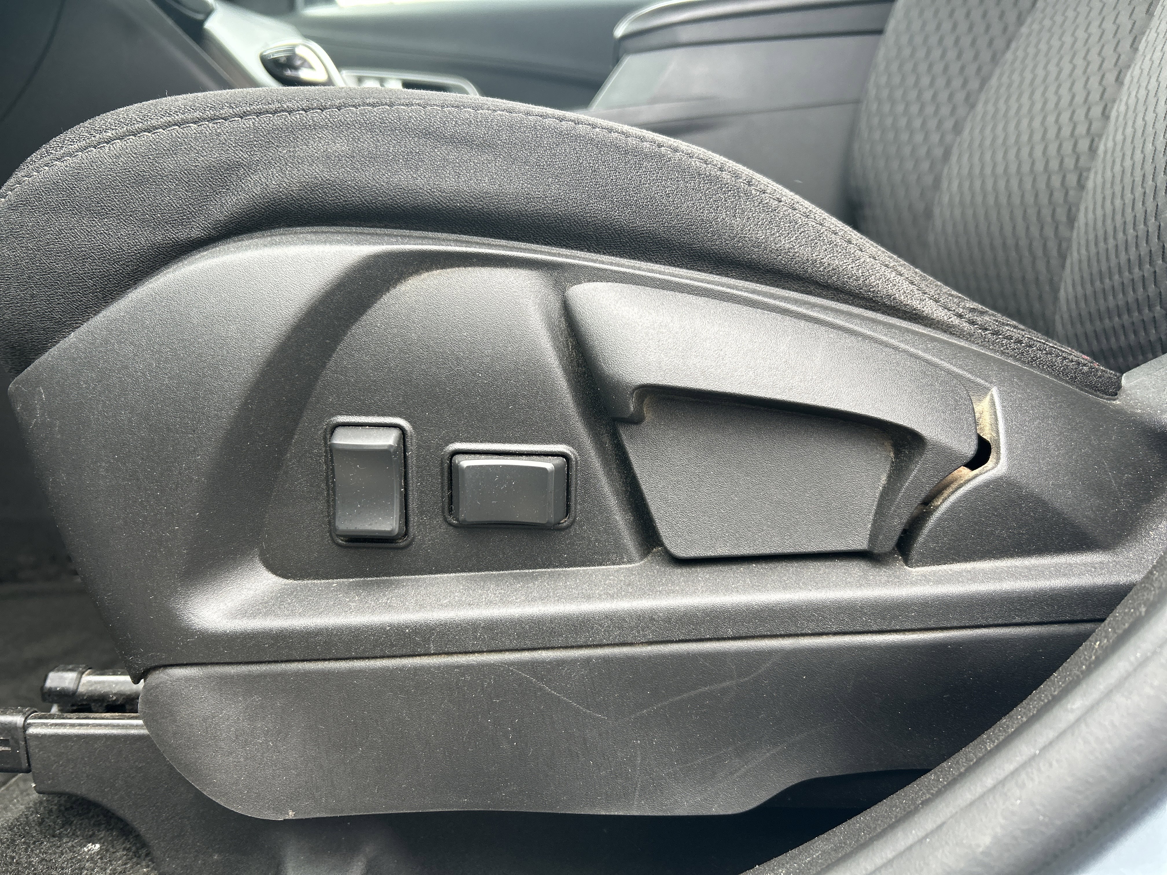 Used 2014 Chevrolet Equinox LS image 16