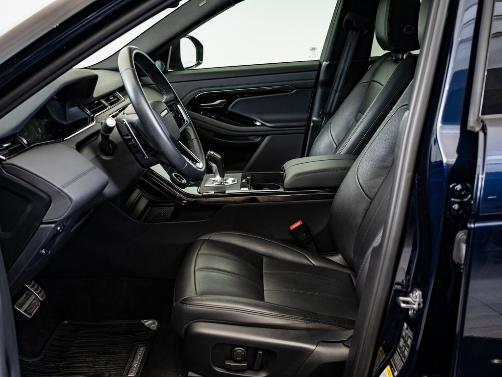 Used 2023 Land Rover Range Rover Evoque R-Dynamic SE image 18