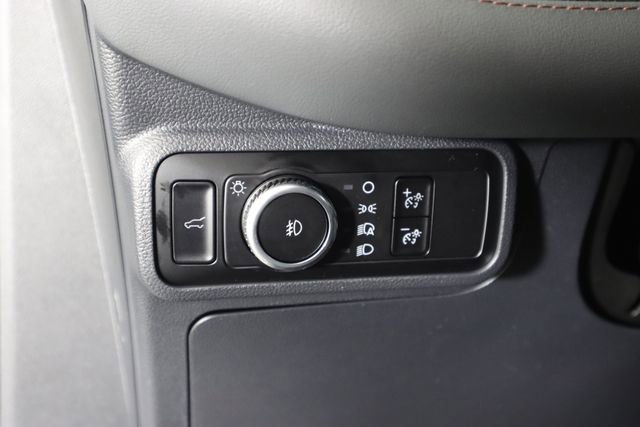 Certified 2025 Ford Explorer Active w/ Active Comfort Package image 37