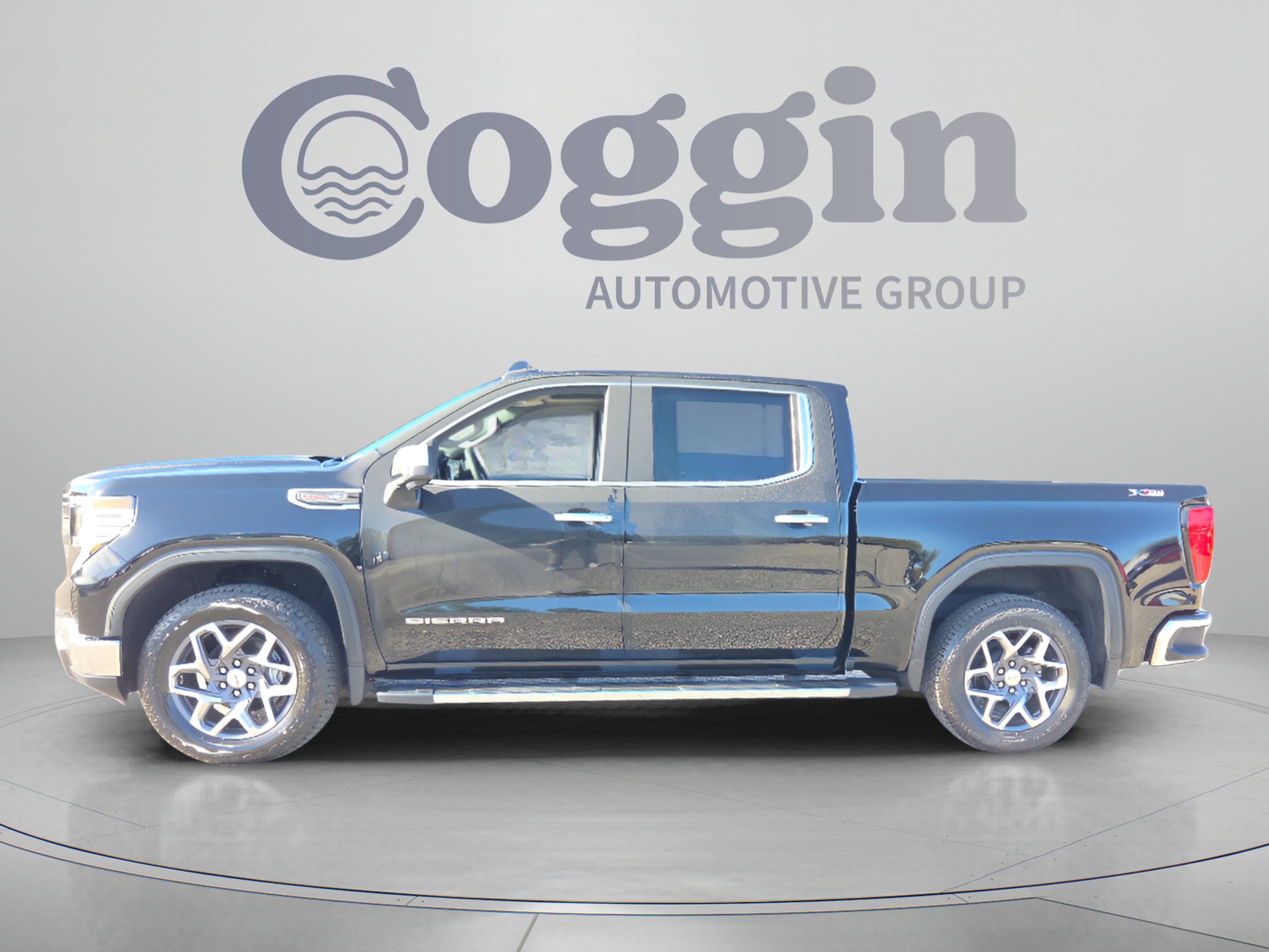 New 2026 GMC Sierra 1500 SLT w/ SLT Premium Plus Package AWD/4WD image 2