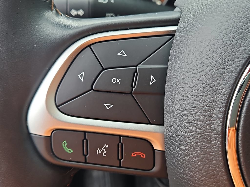 Used 2020 Jeep Compass Latitude w/ Cold Weather Group AWD/4WD image 26