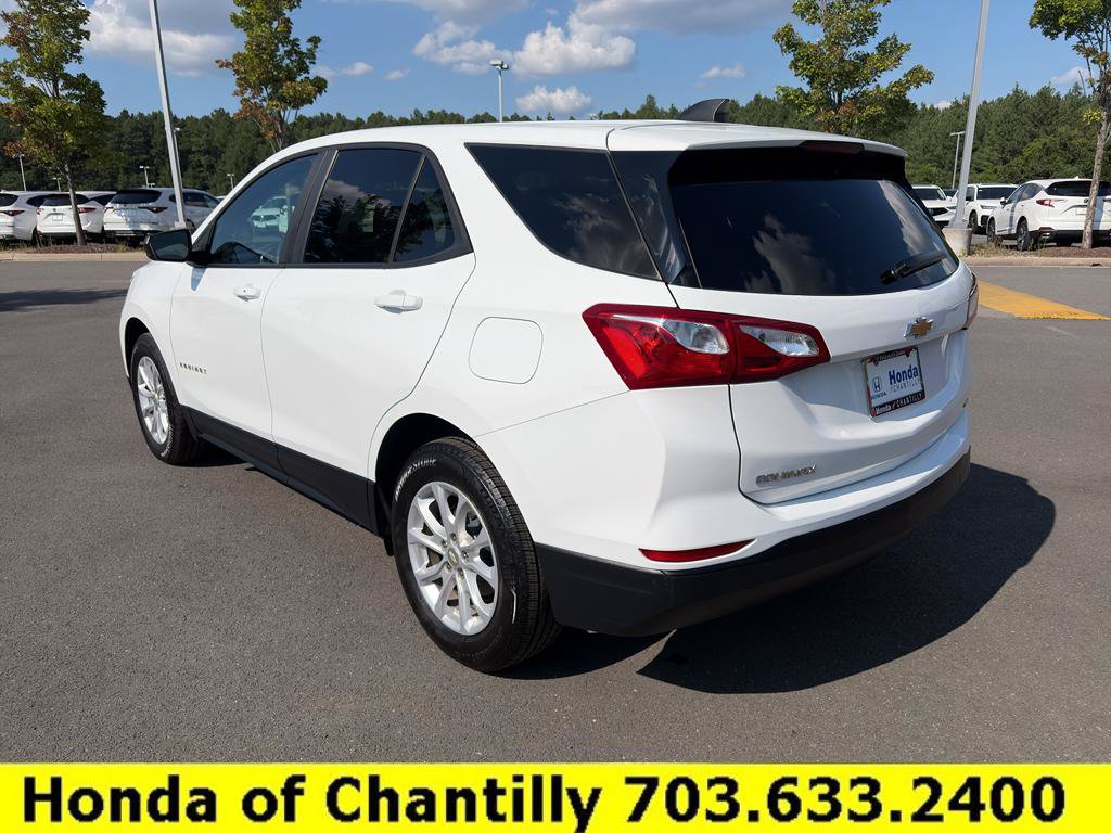 Used 2020 Chevrolet Equinox LS w/ LS Convenience Package AWD/4WD image 5