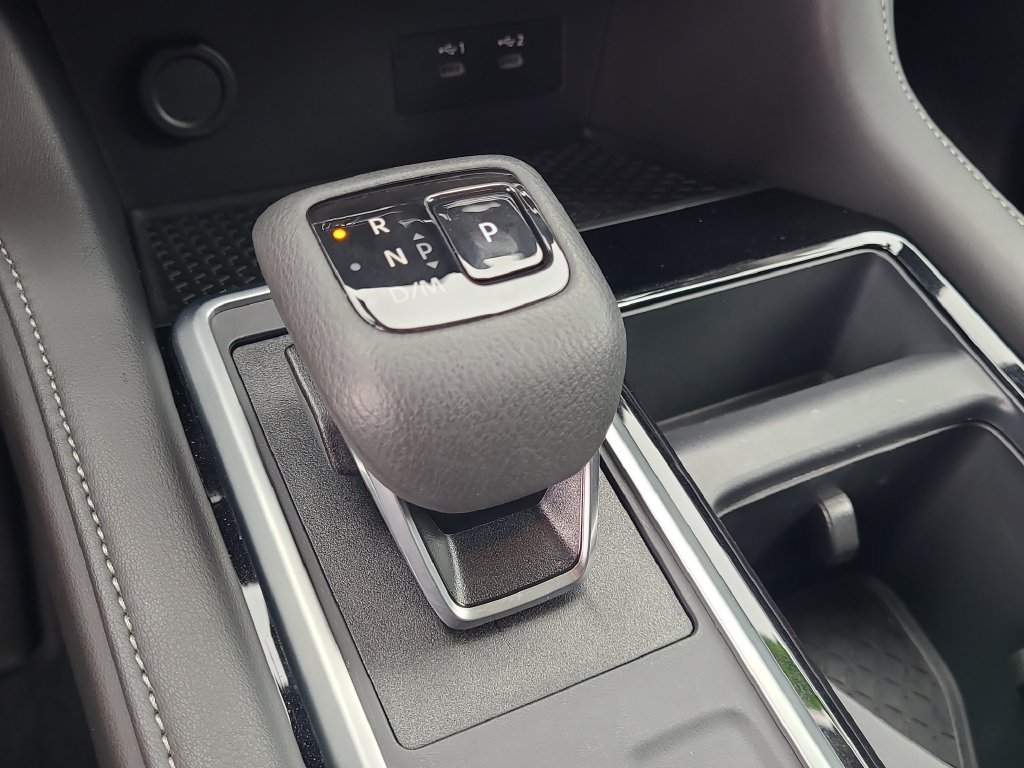 Certified 2026 Nissan Pathfinder SV FWD image 31