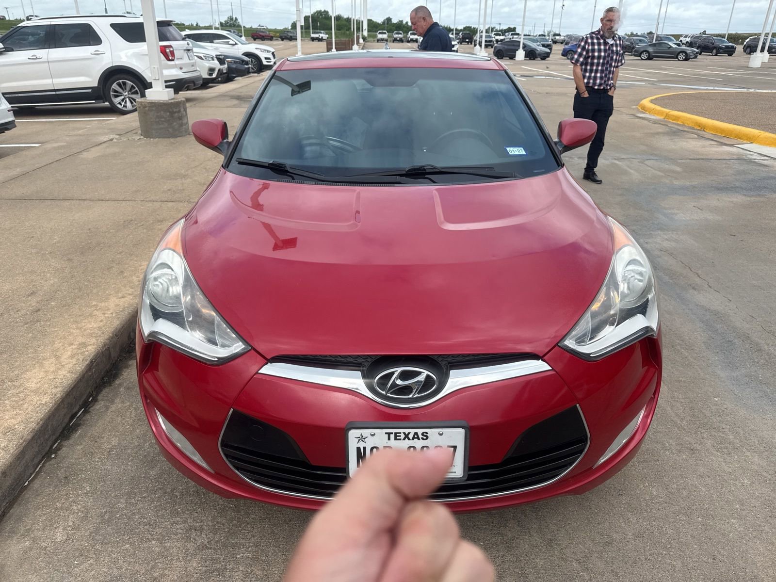 Used 2016 Hyundai Veloster w/ Option Group 03 image 8