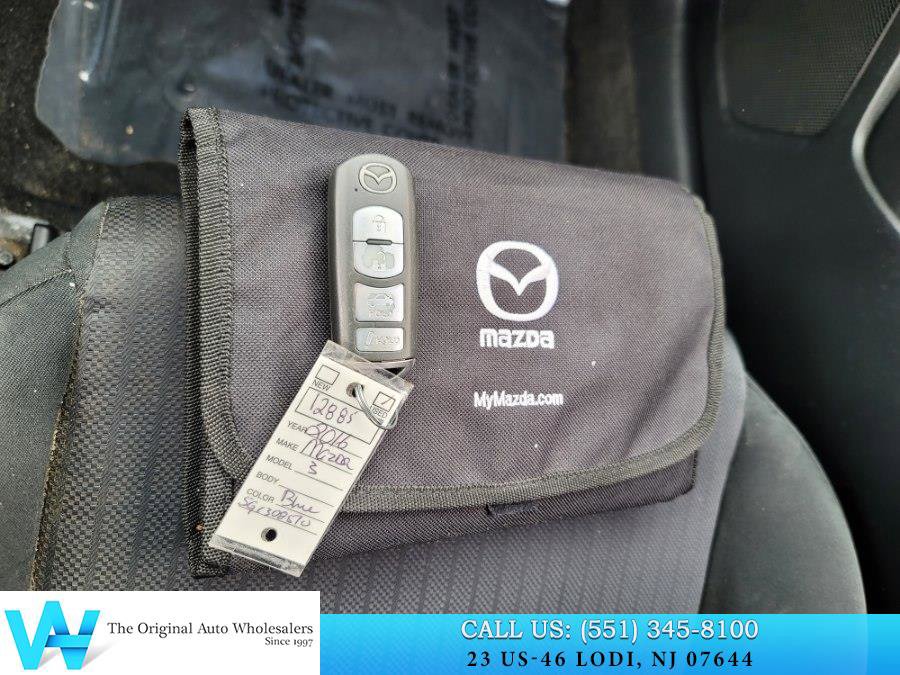 Used 2016 MAZDA MAZDA3 i Sport FWD image 17