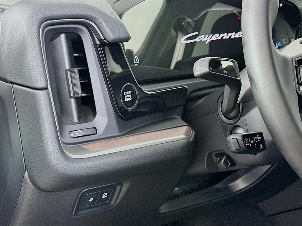 New 2026 Porsche Cayenne AWD/4WD image 11