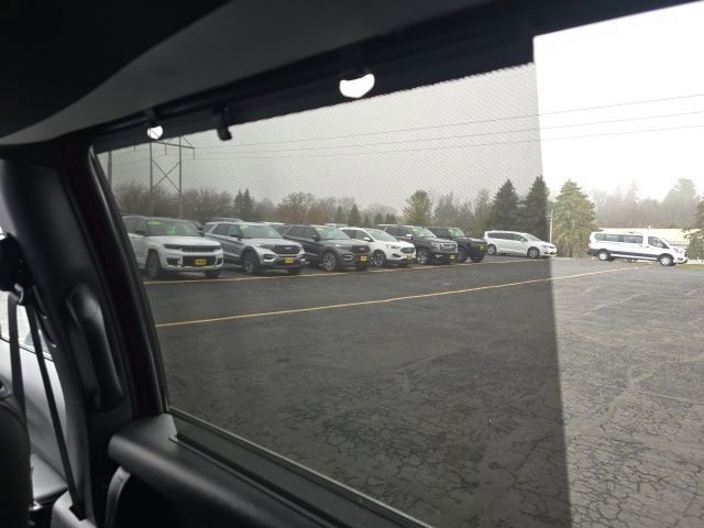 New 2026 Chrysler Pacifica Select image 28