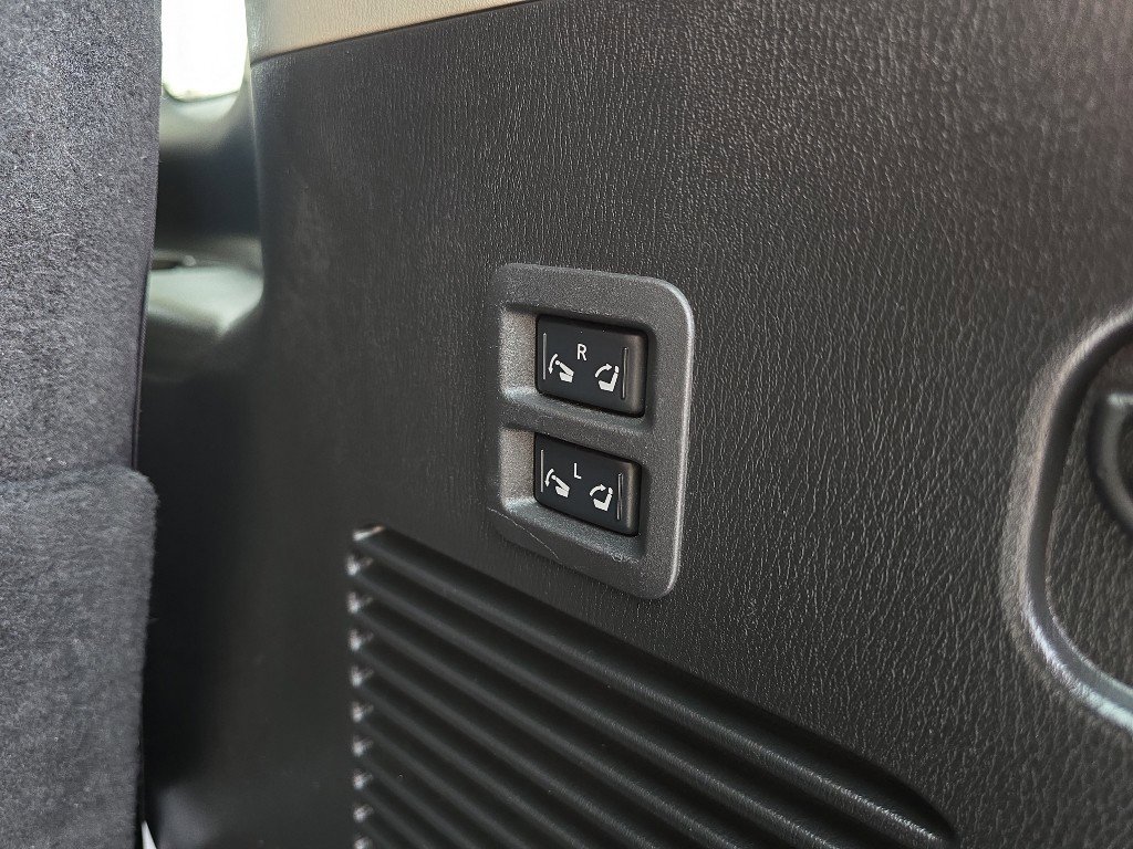 Used 2024 INFINITI QX80 Luxe image 40