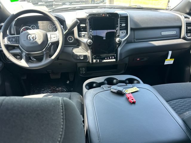 New 2026 RAM 3500 Big Horn AWD/4WD image 14