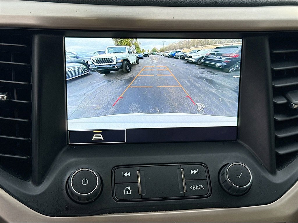 Used 2023 GMC Acadia Denali image 15