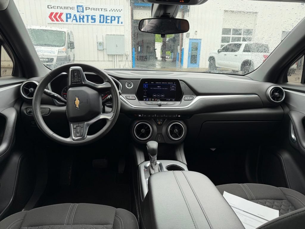 Used 2021 Chevrolet Blazer LT FWD image 7