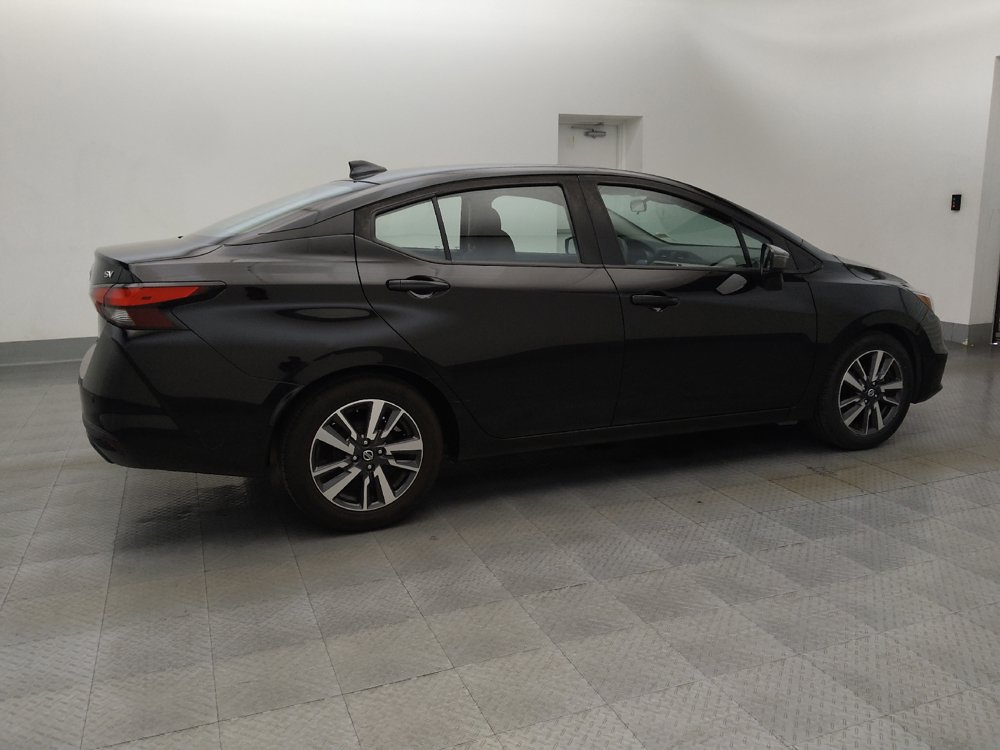 Used 2021 Nissan Versa SV FWD image 10