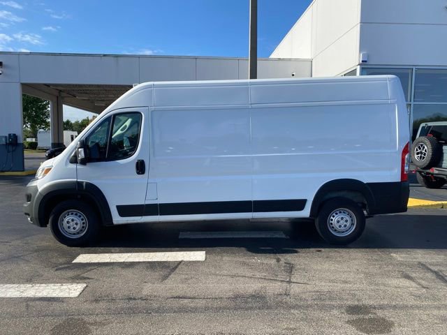 Used 2025 RAM ProMaster 2500 w/ Convenience Group image 8