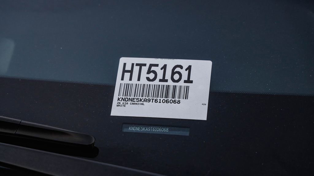 Used 2026 Kia Carnival SX image 30
