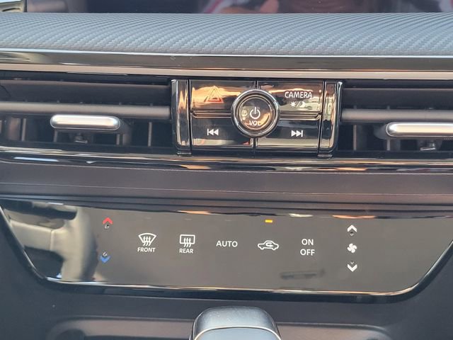 New 2025 Nissan Kicks SR w/ Illumination Package image 28